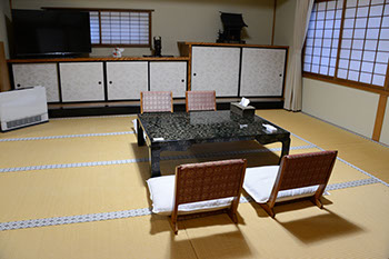 Bedroom is a calm Japanese-style