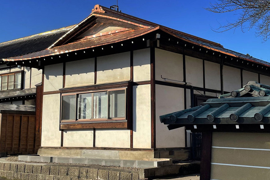 Shinden (The building where guests stay)