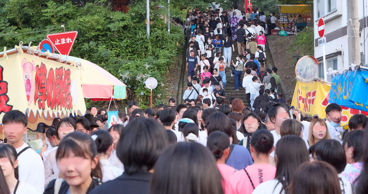New Niozaka Slope in Gion-e(Gion festival)